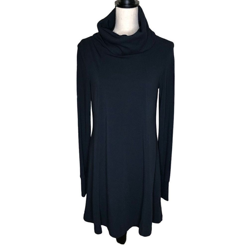 CAbi Black Cowl Neck Boho Shift Dress‎